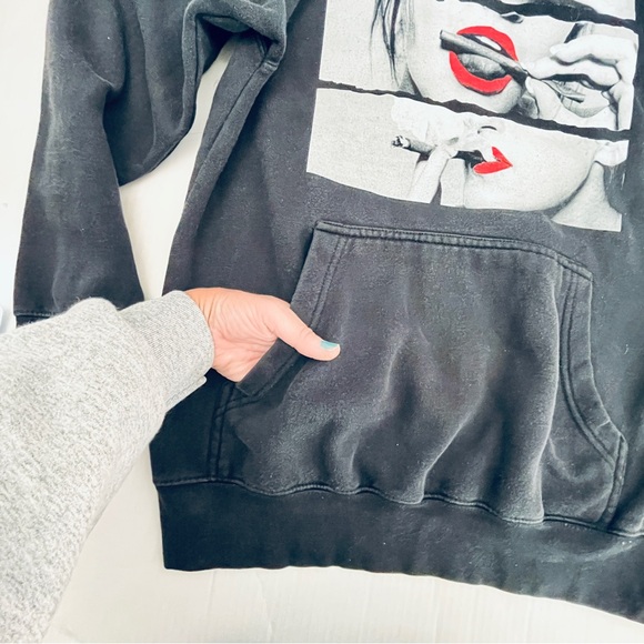 Cool Black Smoking Graphic Hoodie - Picture 4 of 7